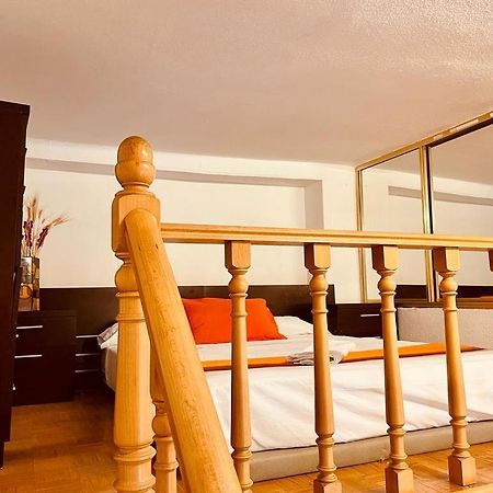 Apartments Plaza Callao Madrid Luaran gambar