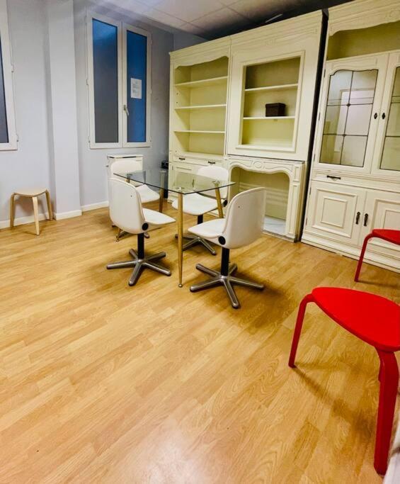 Apartments Plaza Callao Madrid Luaran gambar