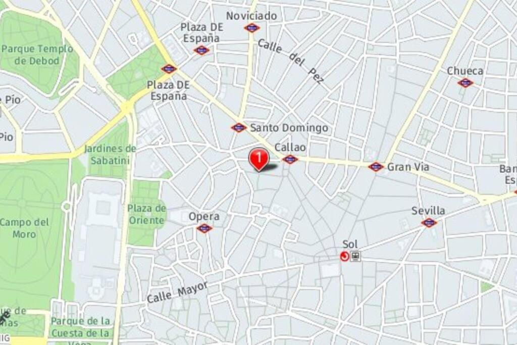 Apartments Plaza Callao Madrid Luaran gambar