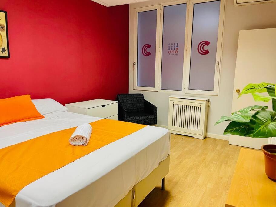 Apartments Plaza Callao Madrid Luaran gambar