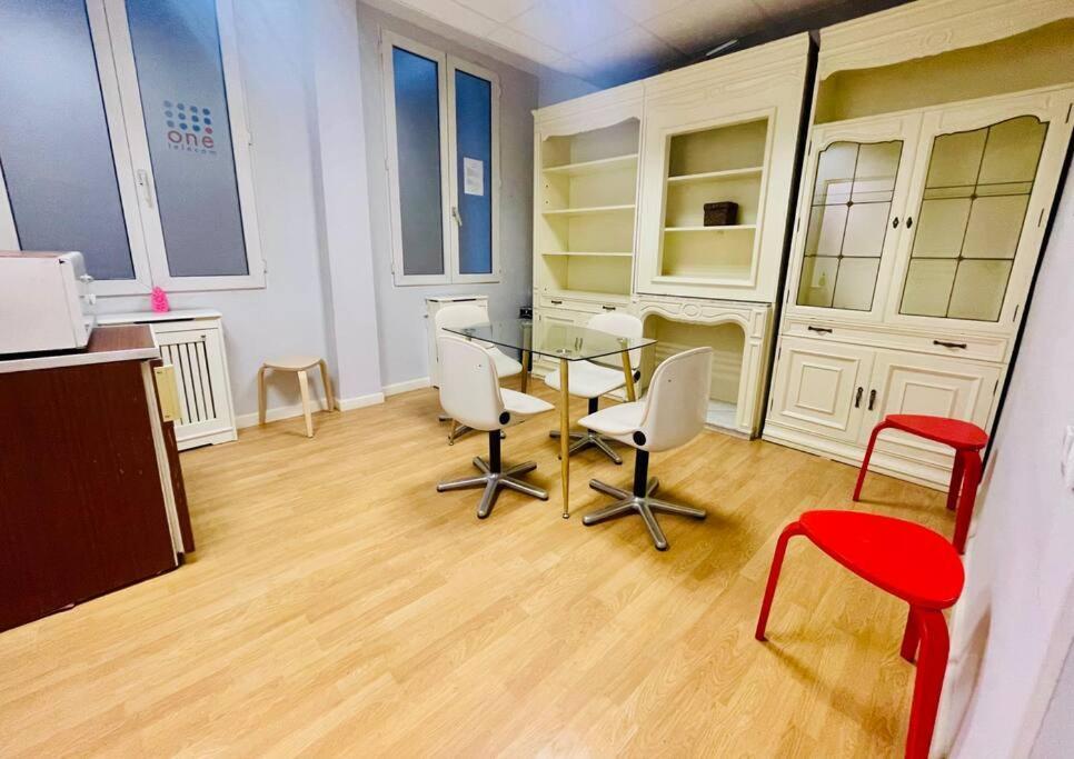 Apartments Plaza Callao Madrid Luaran gambar