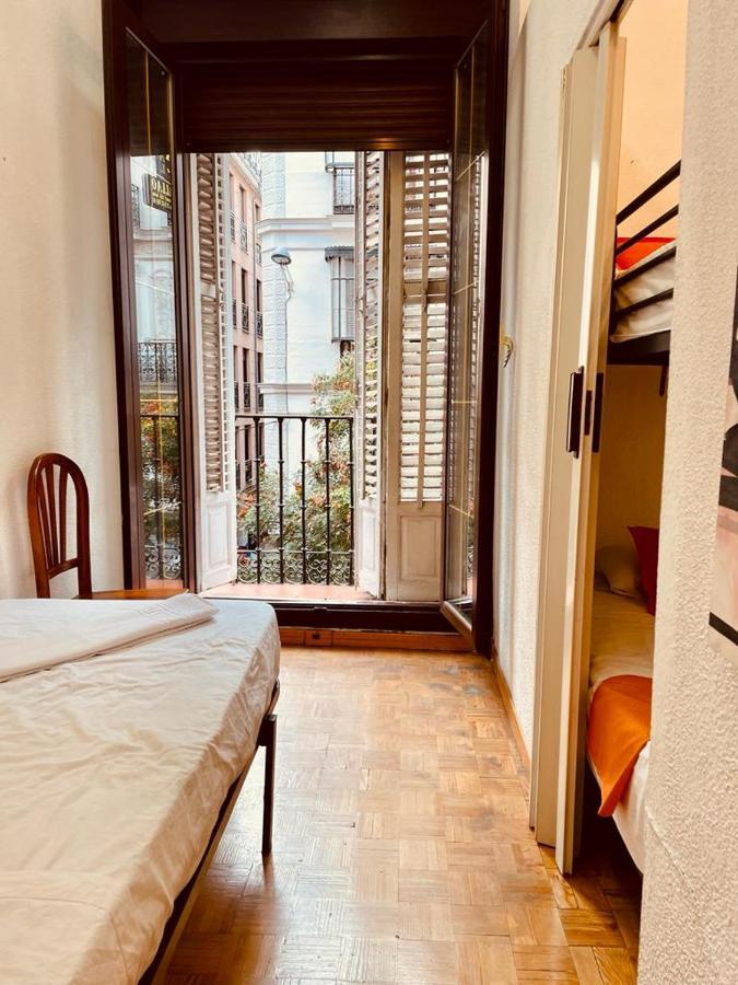 Apartments Plaza Callao Madrid Luaran gambar