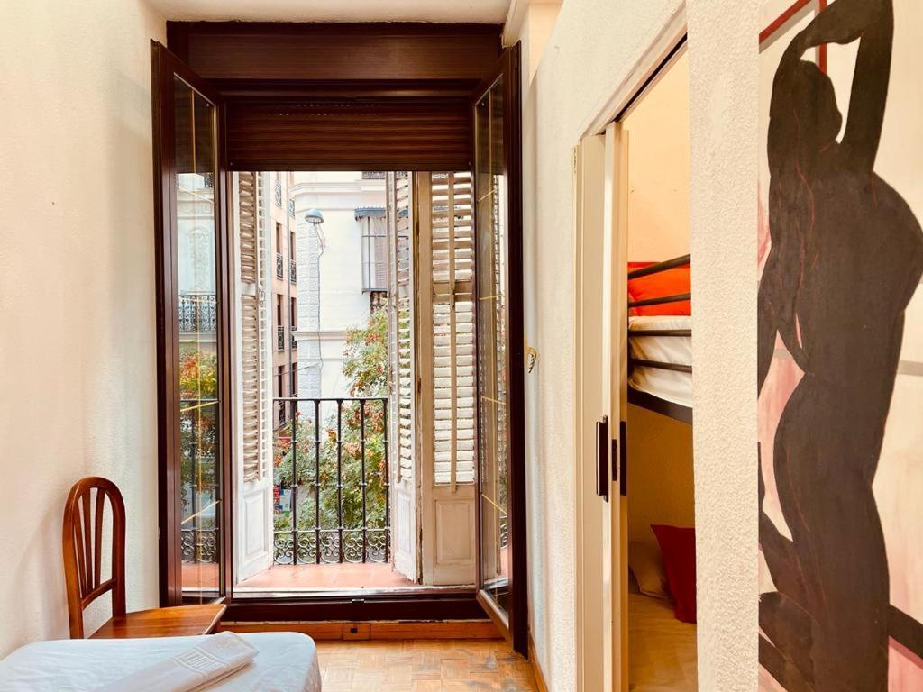 Apartments Plaza Callao Madrid Luaran gambar